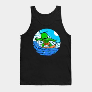 Alien surfing on wave Tank Top